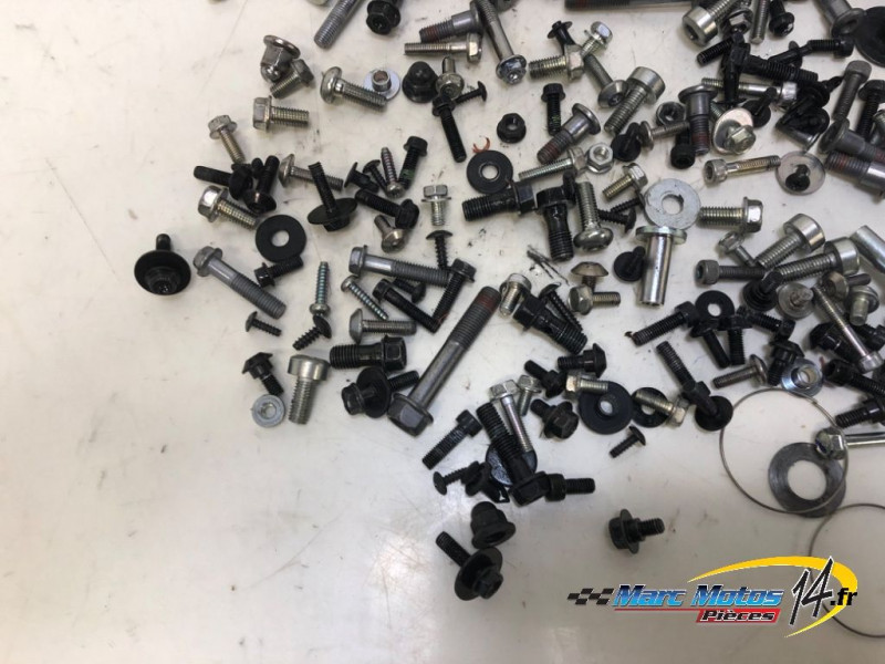 VISSERIE HONDA CBR650R ABS 2021