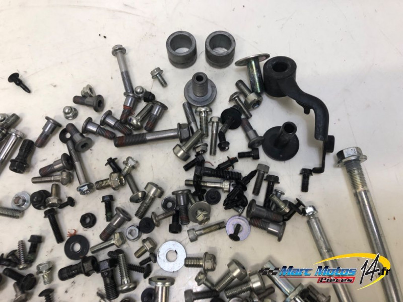 VISSERIE HONDA CBR650R ABS 2021