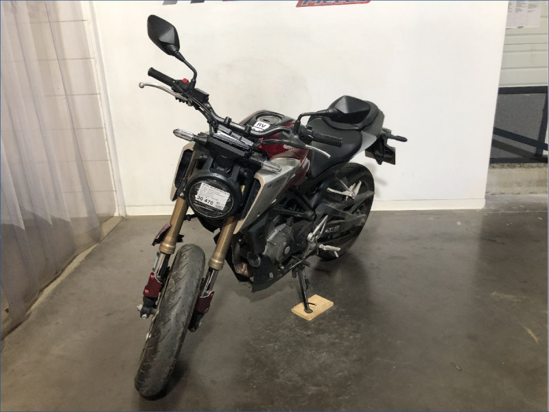 HONDA CB125R 