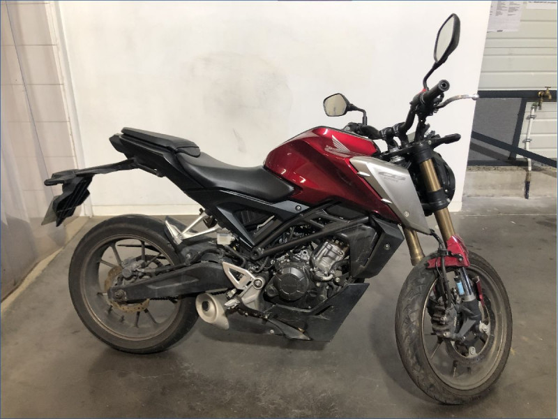 HONDA CB125R 