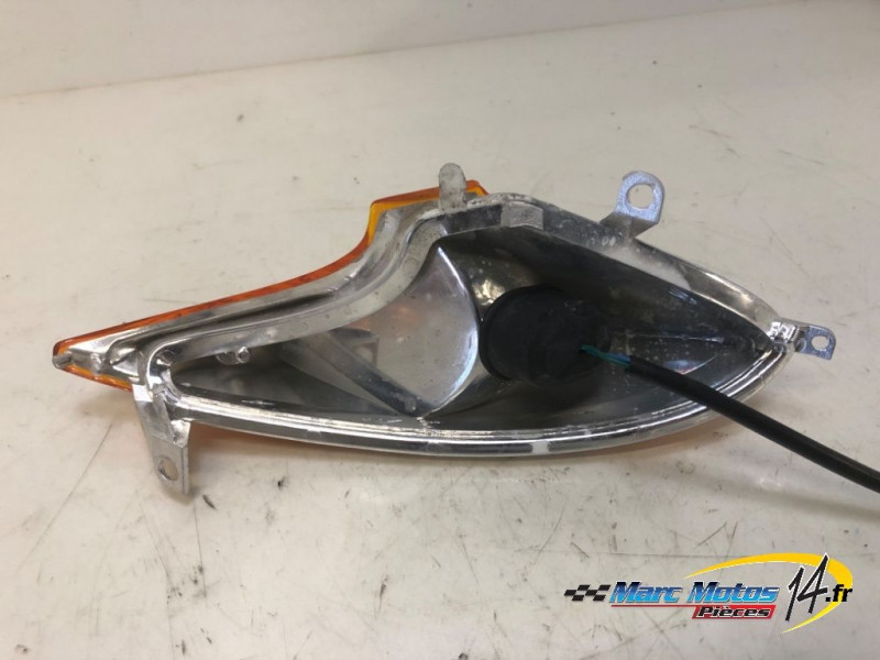 CLIGNOTANT ARRIERE DROIT HONDA 125 VARADERO 2001