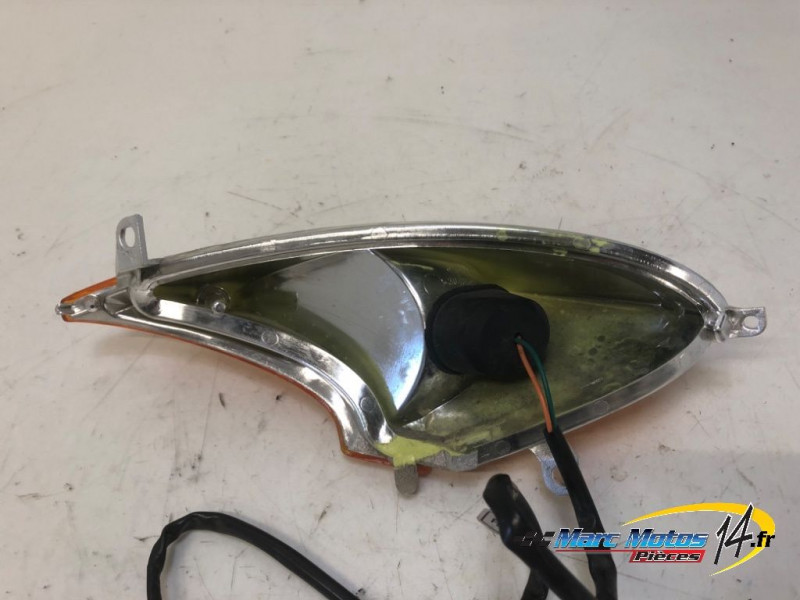 CLIGNOTANT ARRIERE GAUCHE HONDA 125 VARADERO 2001