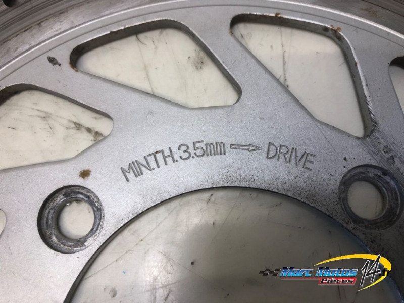 DISQUE AVANT DROIT HONDA 125 VARADERO 2001
