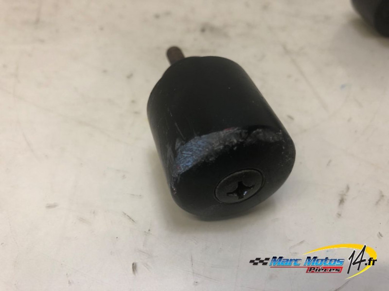 EMBOUT DE GUIDON HONDA 125 VARADERO 2001