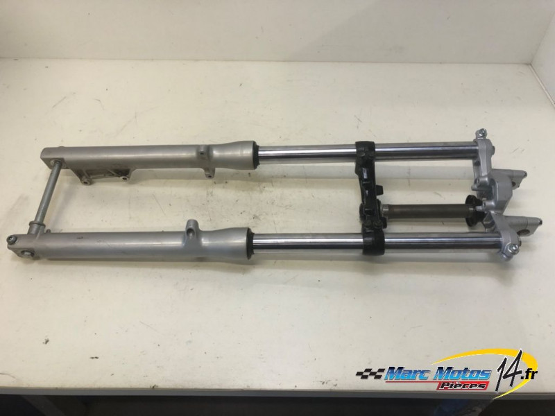 FOURCHE COMPLETE HONDA 125 VARADERO 2001
