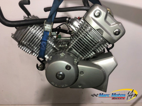 MOTEUR HONDA 125 VARADERO 2001