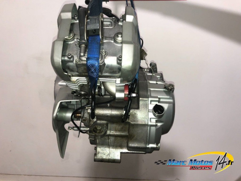 MOTEUR HONDA 125 VARADERO 2001