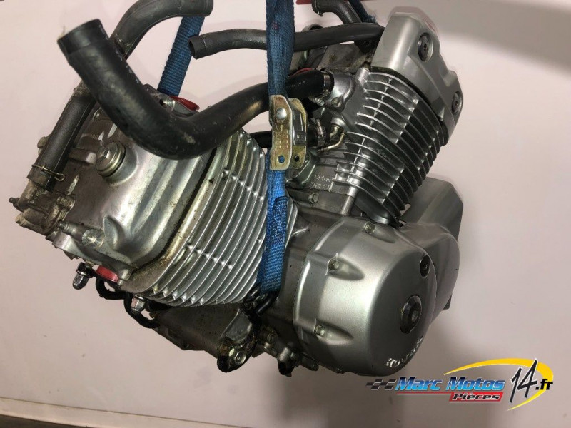 MOTEUR HONDA 125 VARADERO 2001