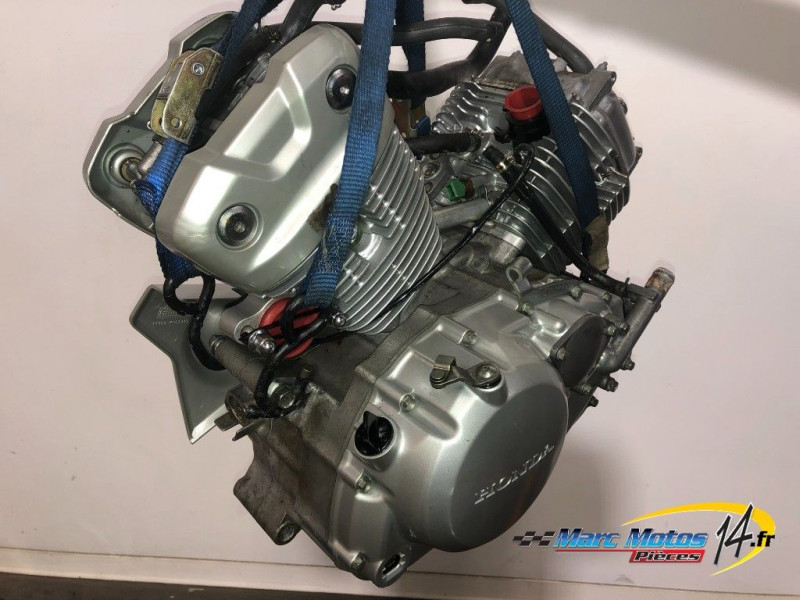 MOTEUR HONDA 125 VARADERO 2001