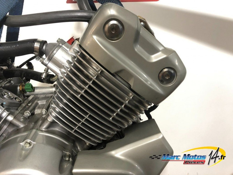 MOTEUR HONDA 125 VARADERO 2001