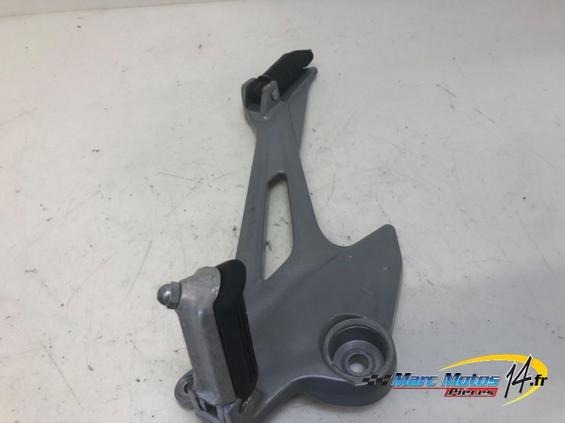 PLATINE MIXTE DROITE HONDA 125 VARADERO 2001