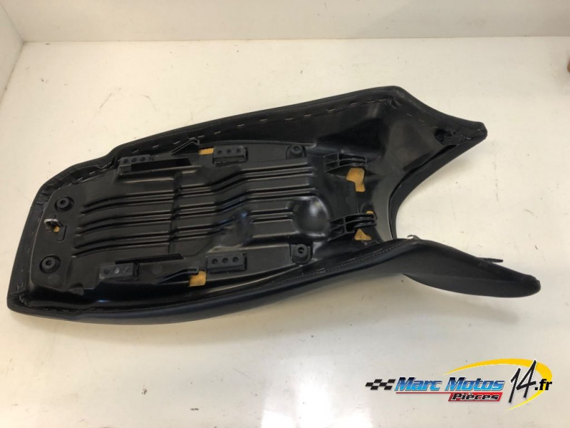 SELLE BIPLACE HONDA 125 VARADERO 2001
