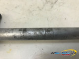 AXE DE ROUE ARRIERE YAMAHA 125 TW 2002