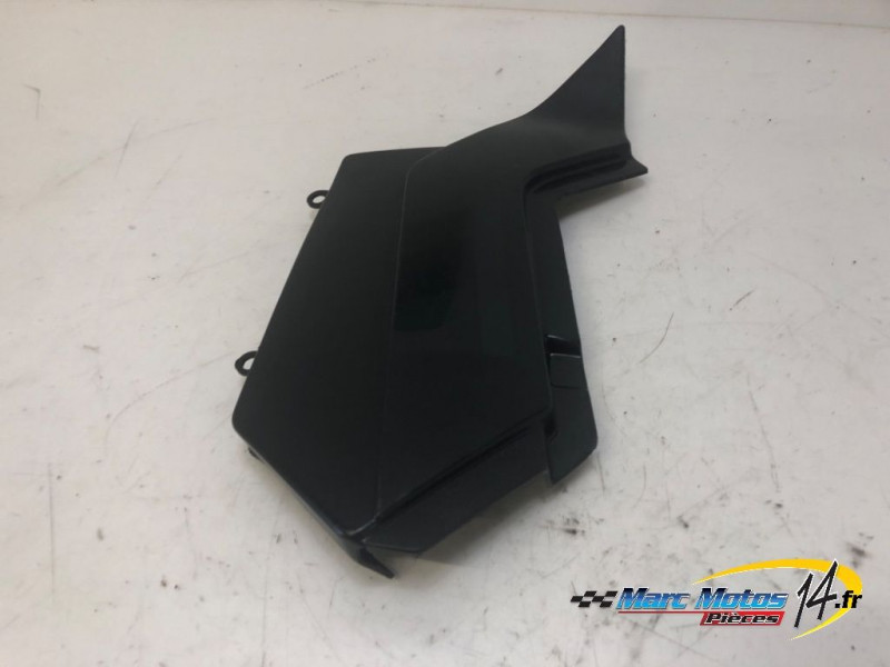 CACHE LATERAL GAUCHE YAMAHA 125 TW 2002