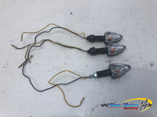 CLIGNOTANTS ADAPTABLES YAMAHA 125 TW 2002