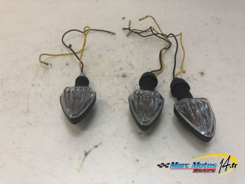 CLIGNOTANTS ADAPTABLES YAMAHA 125 TW 2002