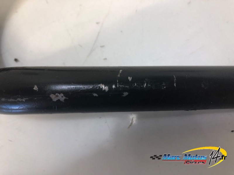 PLATINE ARRIERE DROITE YAMAHA 125 TW 2002
