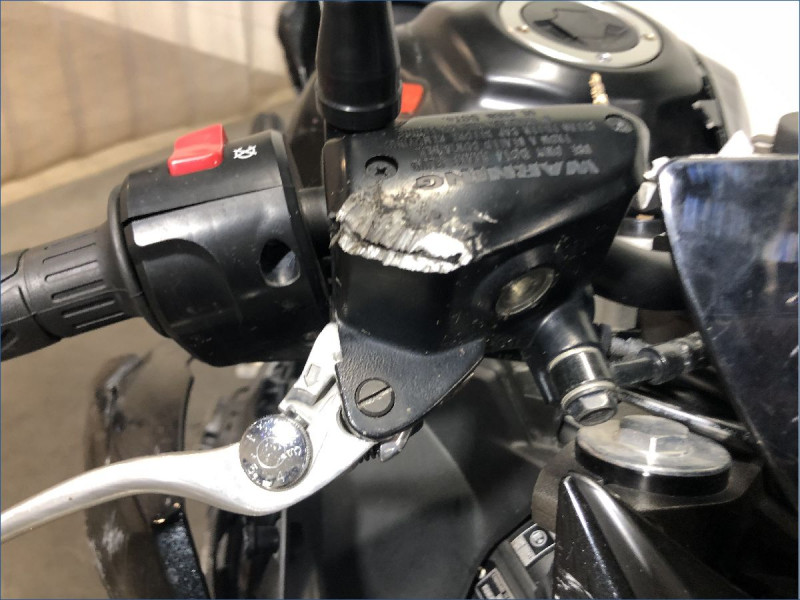 KAWASAKI Z800 