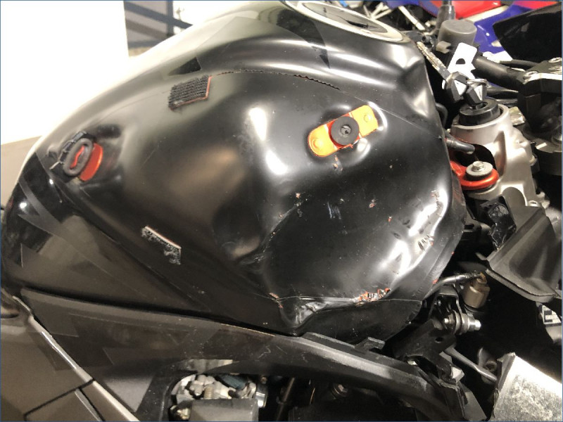 KAWASAKI Z800 