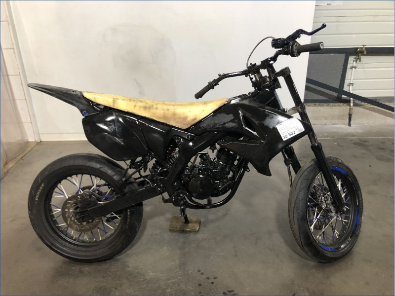 YAMAHA 50 DTR 