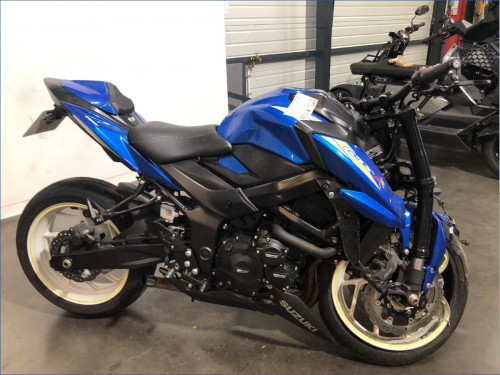 SUZUKI 750 GSX-S A2