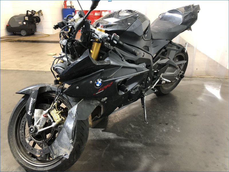 BMW S1000RR 