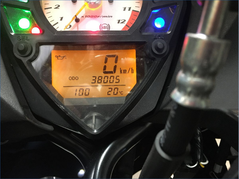 SUZUKI 650 SV S