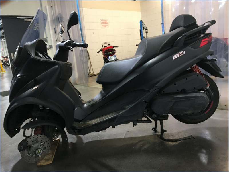PIAGGIO 350 MP3 LT