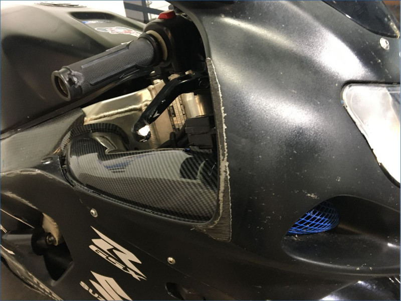 SUZUKI 750 GSXR 