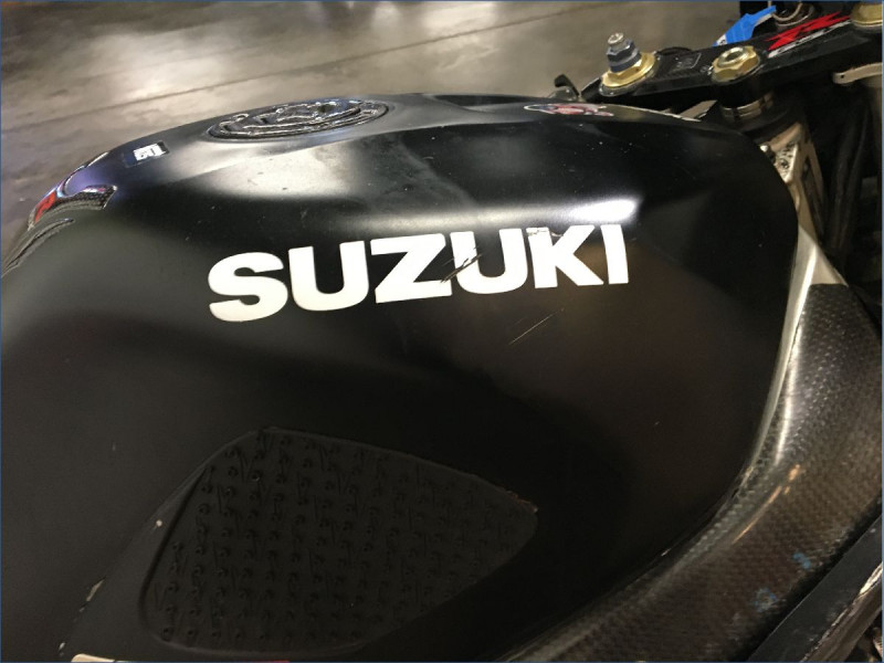 SUZUKI 750 GSXR 