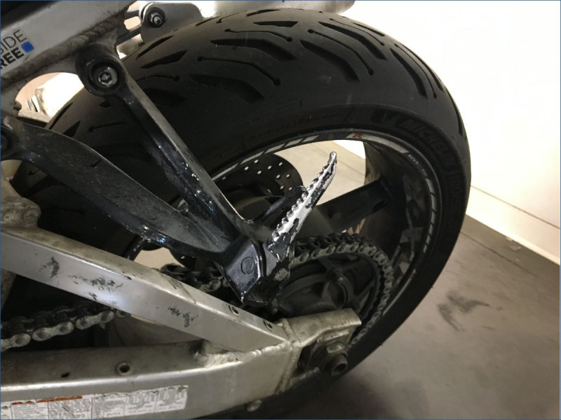 SUZUKI 750 GSXR 