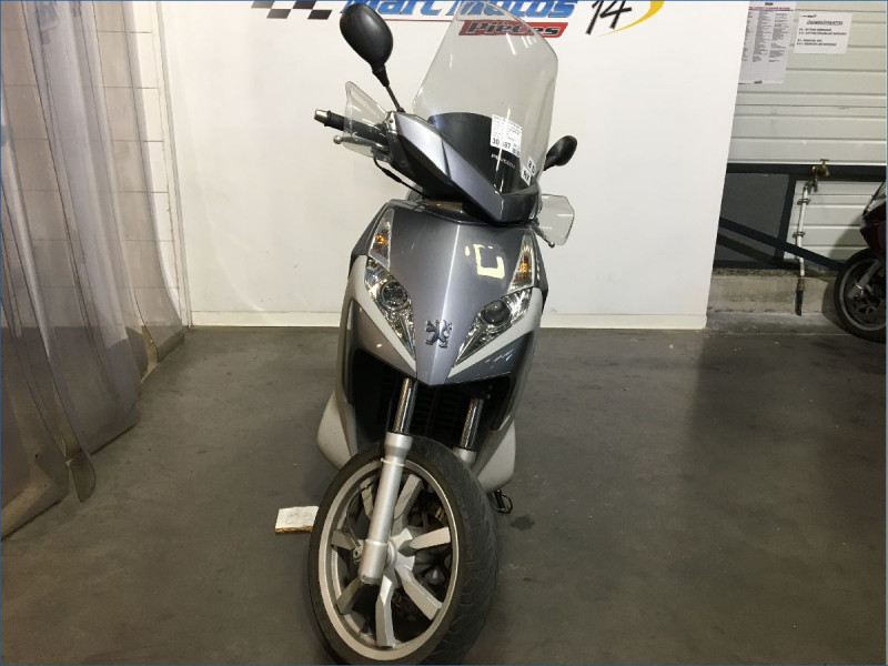PEUGEOT 250 GEOPOLIS 