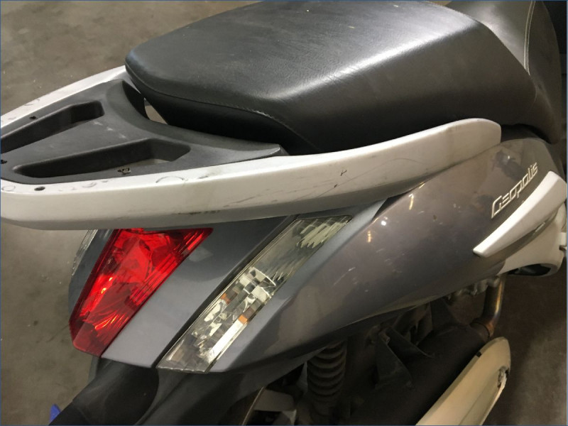 PEUGEOT 250 GEOPOLIS 
