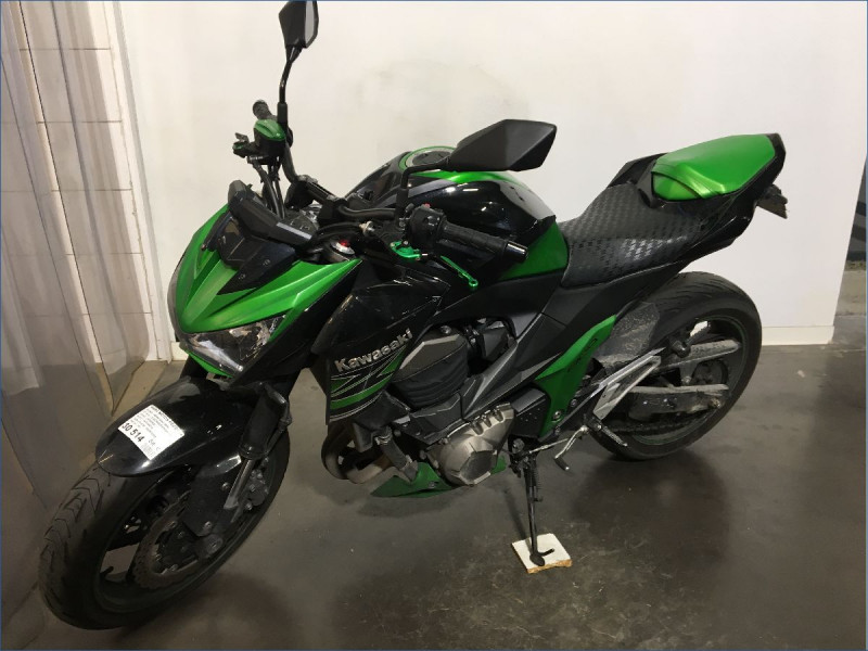 KAWASAKI Z800 