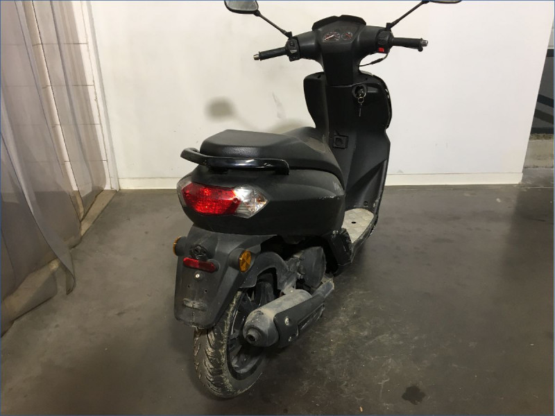 PEUGEOT 50 KISBEE 