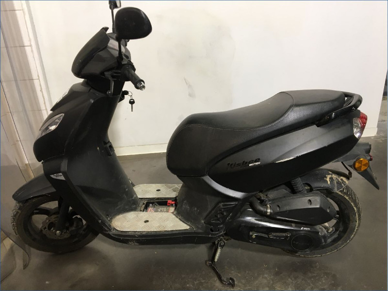 PEUGEOT 50 KISBEE 