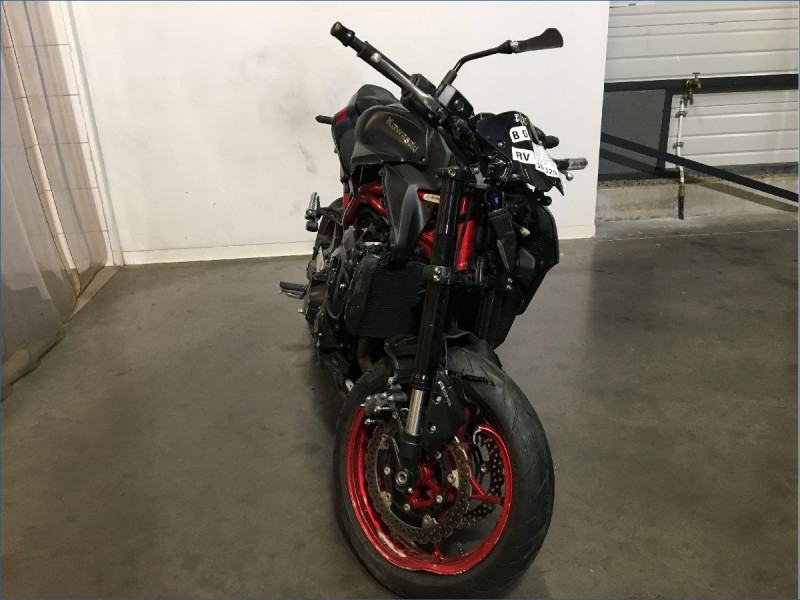 KAWASAKI Z900 