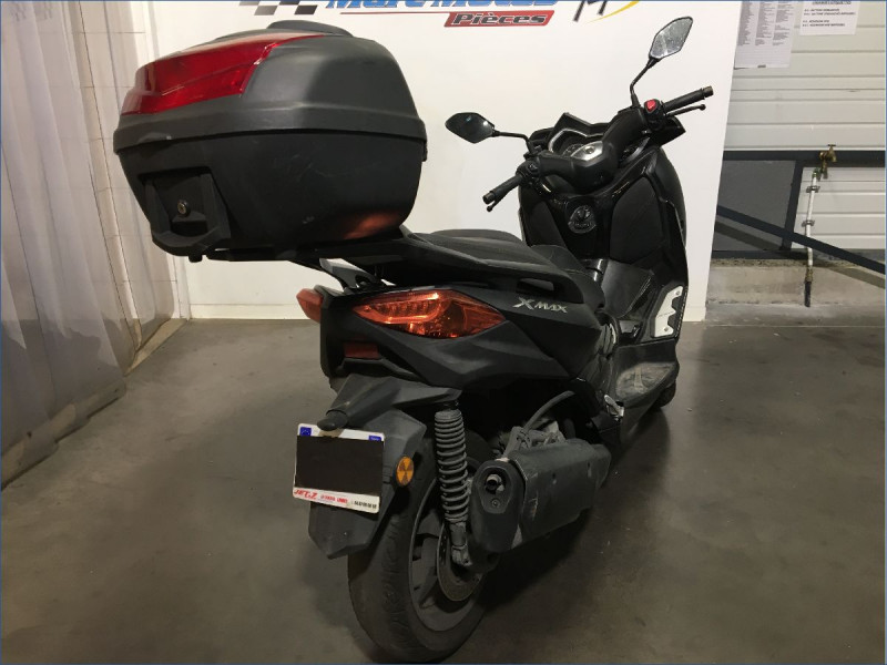 YAMAHA 300 XMAX 