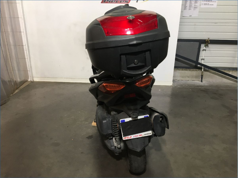 YAMAHA 300 XMAX 