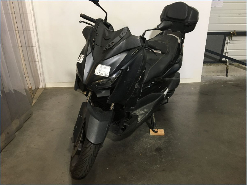 YAMAHA 300 XMAX 