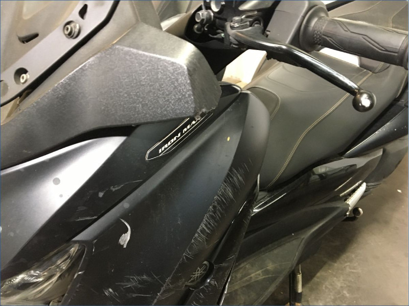 YAMAHA 300 XMAX 
