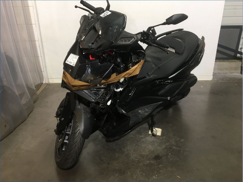 YAMAHA 125 XMAX 