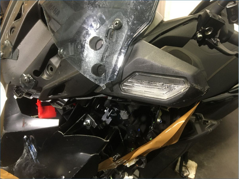 YAMAHA 125 XMAX 