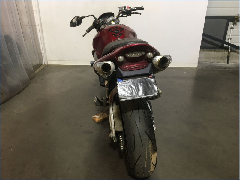 SUZUKI 600 GSR 
