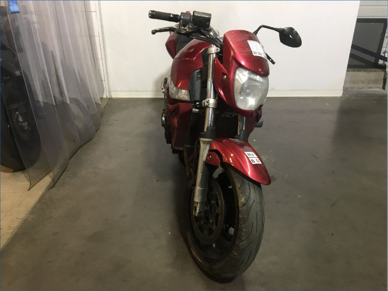 SUZUKI 600 GSR 