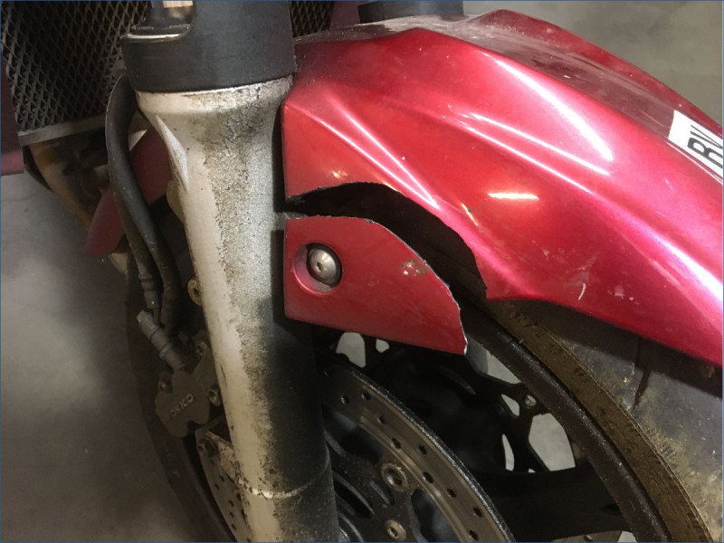 SUZUKI 600 GSR 