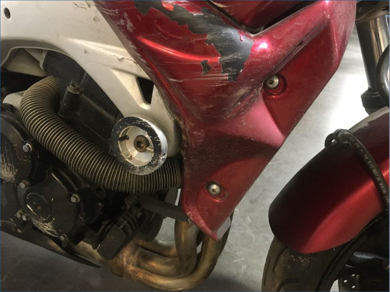 SUZUKI 600 GSR 