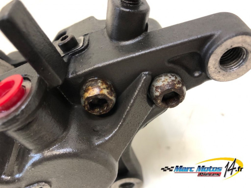 ETRIER DE FREIN AVANT DROIT SUZUKI 1300 GSXR HAYABUSA 2000
