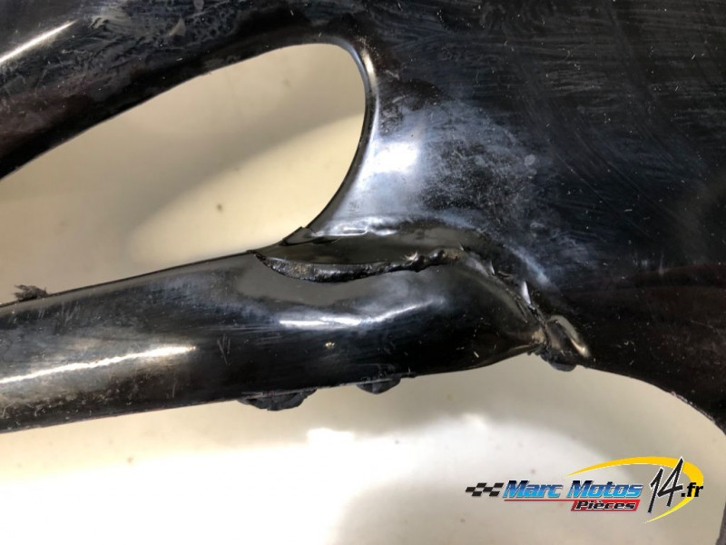 FLANC DE CARENAGE GAUCHE SUZUKI 1300 GSXR HAYABUSA 2000
