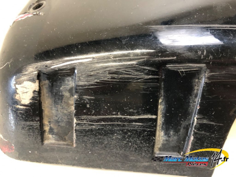 FLANC DE CARENAGE GAUCHE SUZUKI 1300 GSXR HAYABUSA 2000